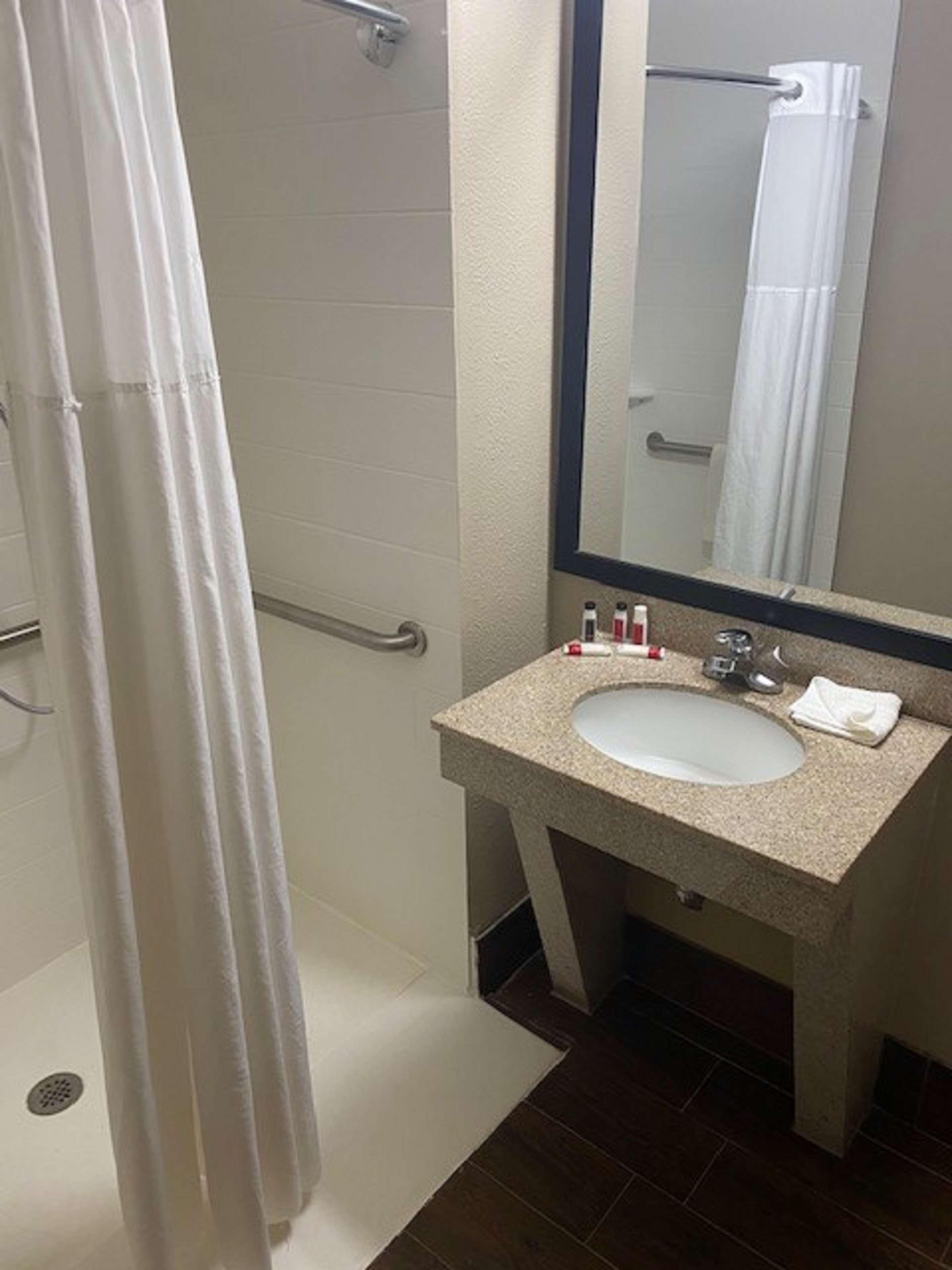 Surestay Hotel By Best Western Alexandria Airport Exterior foto